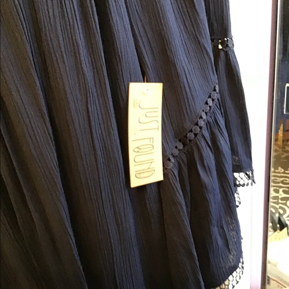 NWT Navy Off the Shoulder Dress 1X - Picture 4 of 5